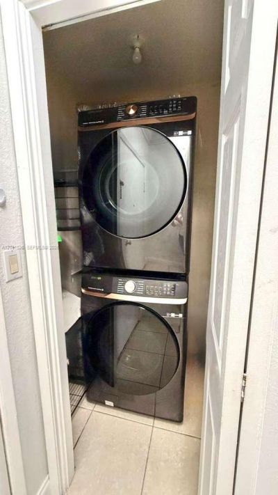 9711 Fontainebleau Blvd , Unit D105, Miami, FL 33172 Photo