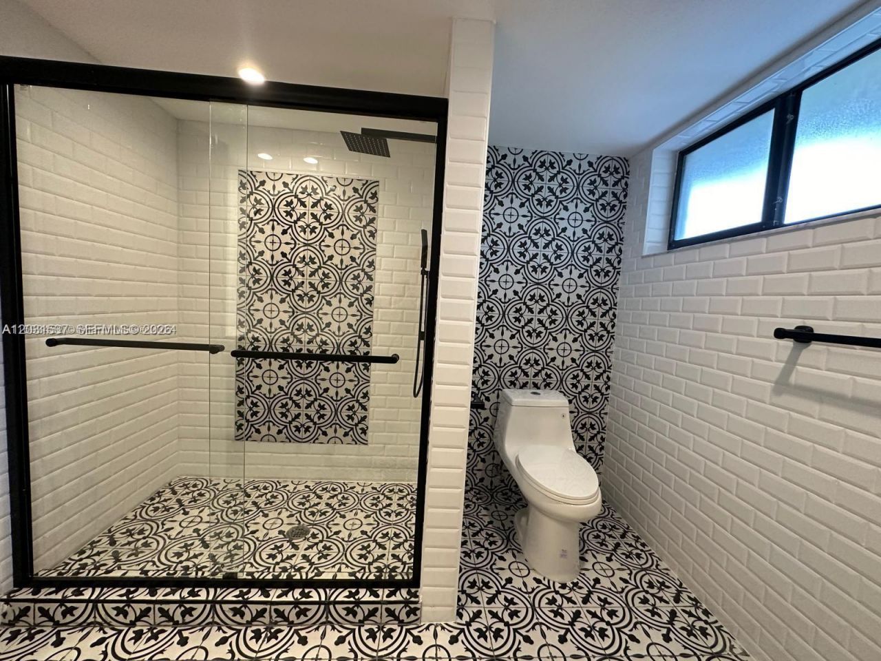 601 Ives Dairy Rd , Unit 401-8, Miami, FL 33179 Photo
