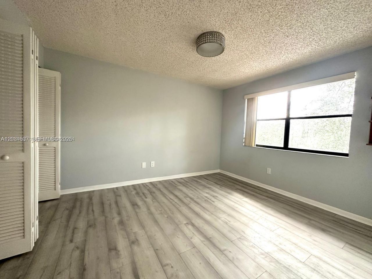 601 Ives Dairy Rd , Unit 401-8, Miami, FL 33179 Photo