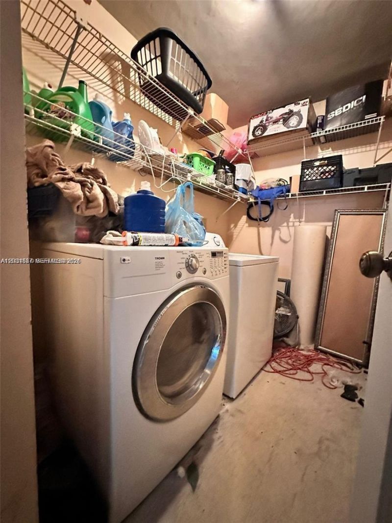 601 Ives Dairy Rd , Unit 401-8, Miami, FL 33179 Photo