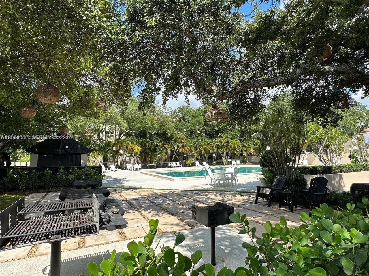 601 Ives Dairy Rd , Unit 401-8, Miami, FL 33179 Photo