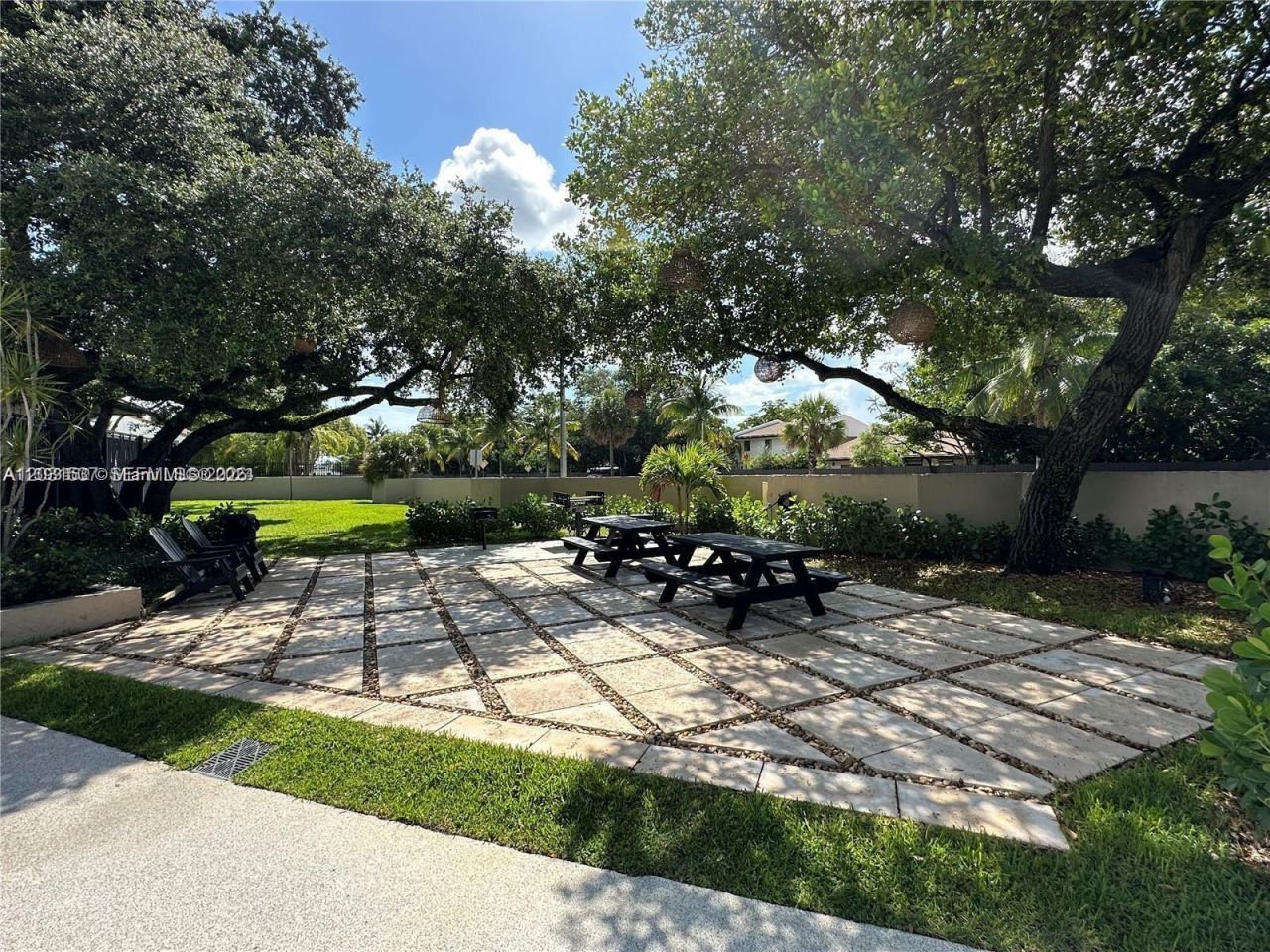 601 Ives Dairy Rd , Unit 401-8, Miami, FL 33179 Photo