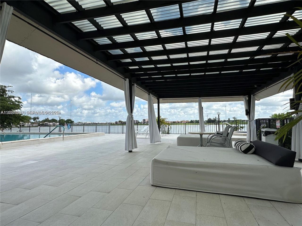 601 Ives Dairy Rd , Unit 401-8, Miami, FL 33179 Photo