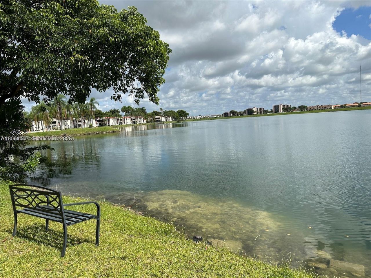 601 Ives Dairy Rd , Unit 401-8, Miami, FL 33179 Photo