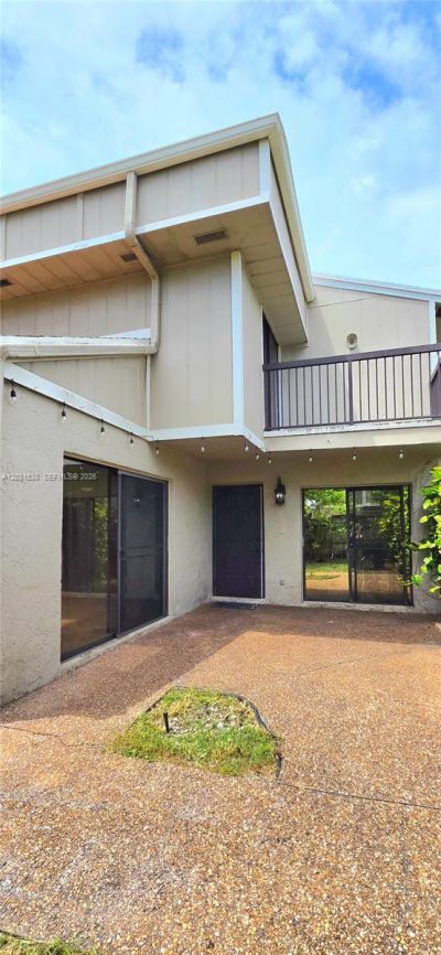 608 Commodore Dr , Plantation, FL 33325 Photo