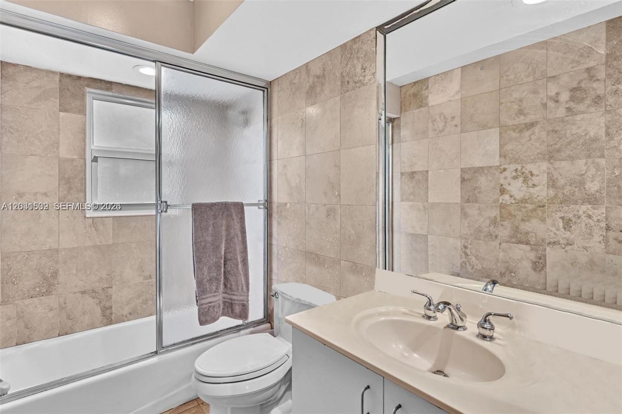 3877 Bimini Ave , Cooper City, FL 33026 Photo