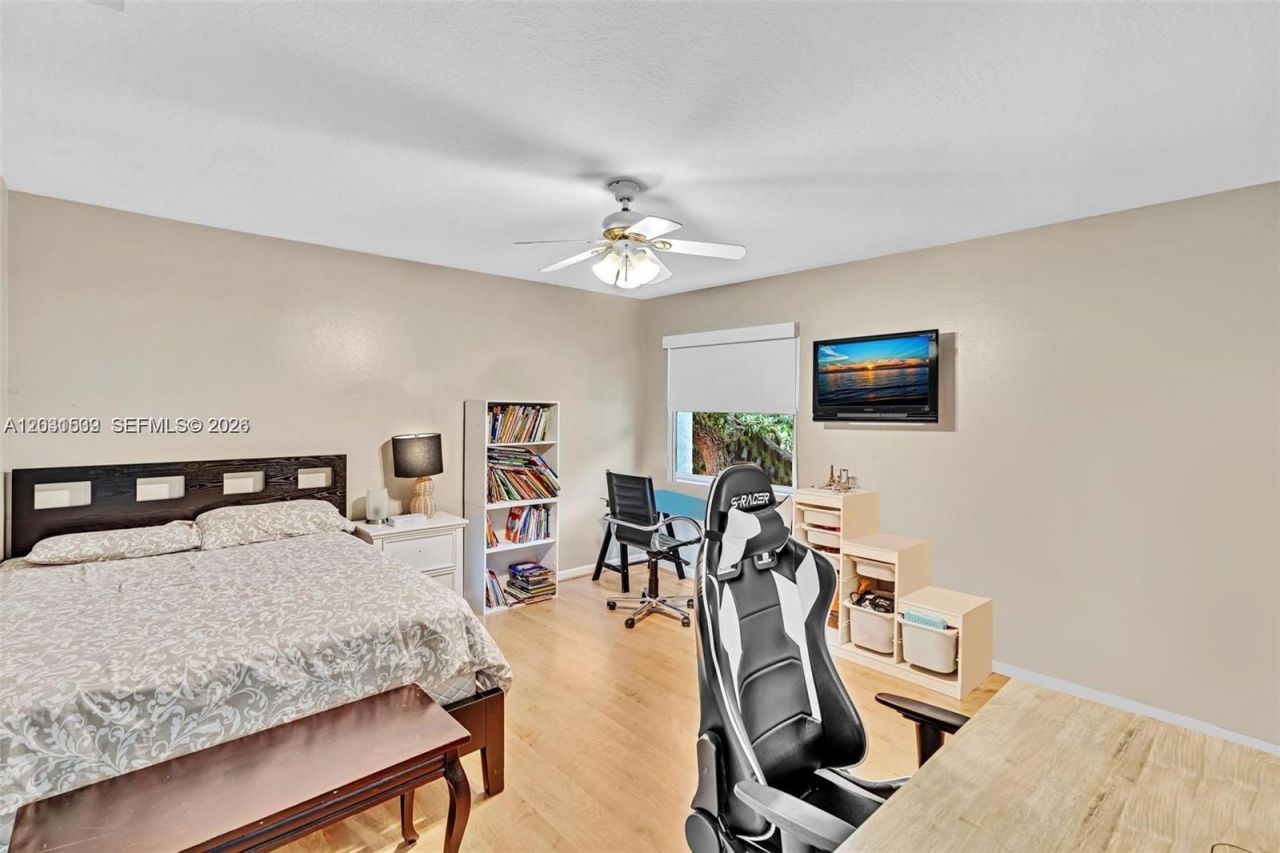 3877 Bimini Ave , Cooper City, FL 33026 Photo