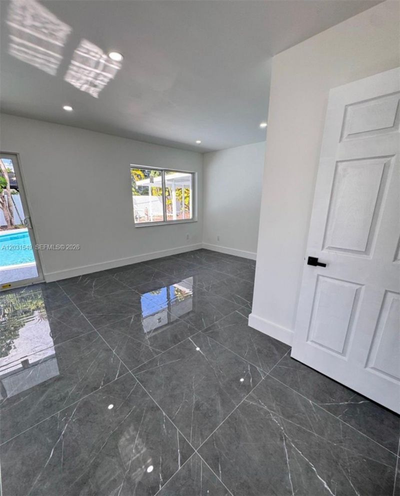 9934 SW 195th St , Cutler Bay, FL 33157 Photo