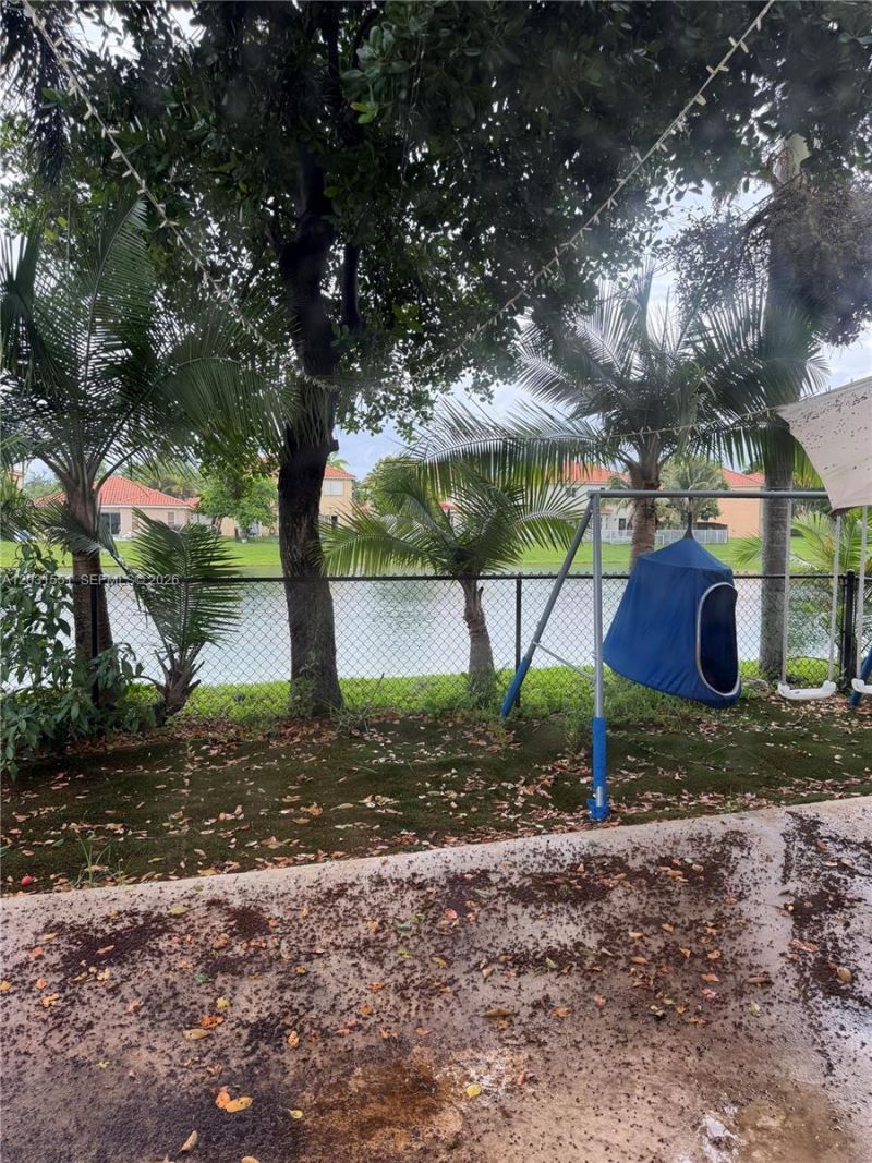 3581 NE 11th Dr , Homestead, FL 33033 Photo