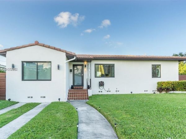 3261 SW 20th St , Miami, FL 33145