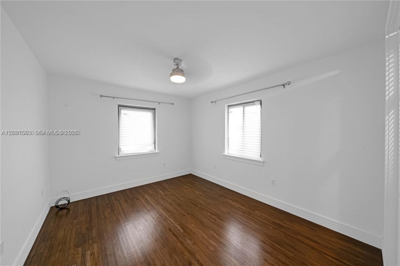 3261 SW 20th St, Miami, FL 33145 Photo