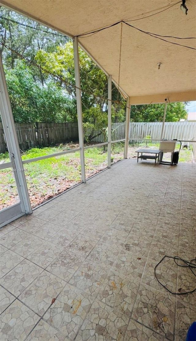 10420 SW 24th Ct, Miramar, FL 33025 Photo