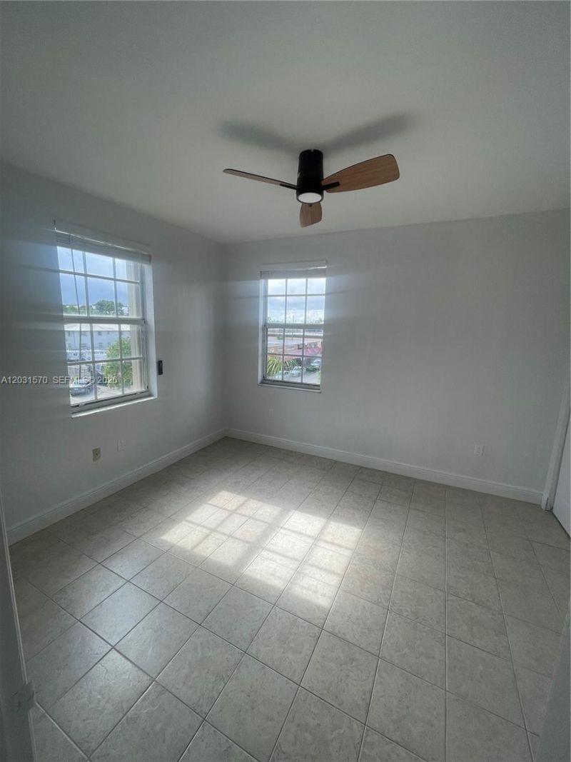 77 E 4th St , Unit A212, Hialeah, FL 33010 Photo
