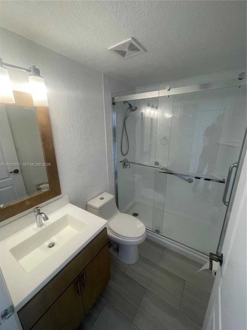 77 E 4th St , Unit A212, Hialeah, FL 33010 Photo