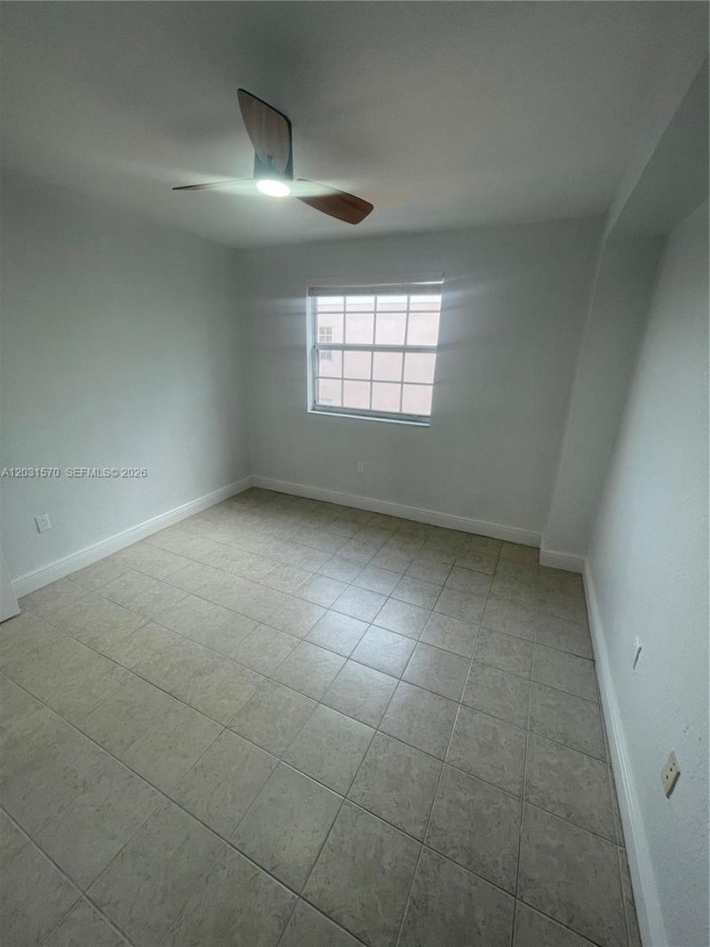 77 E 4th St , Unit A212, Hialeah, FL 33010 Photo