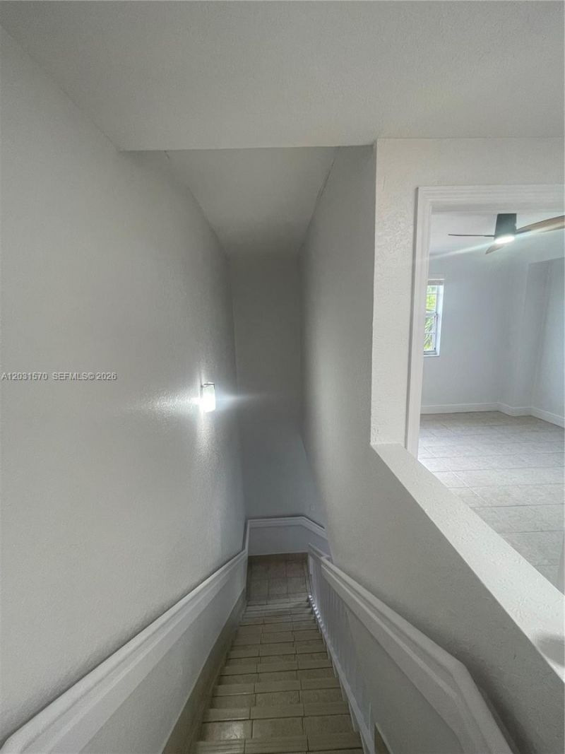 77 E 4th St , Unit A212, Hialeah, FL 33010 Photo