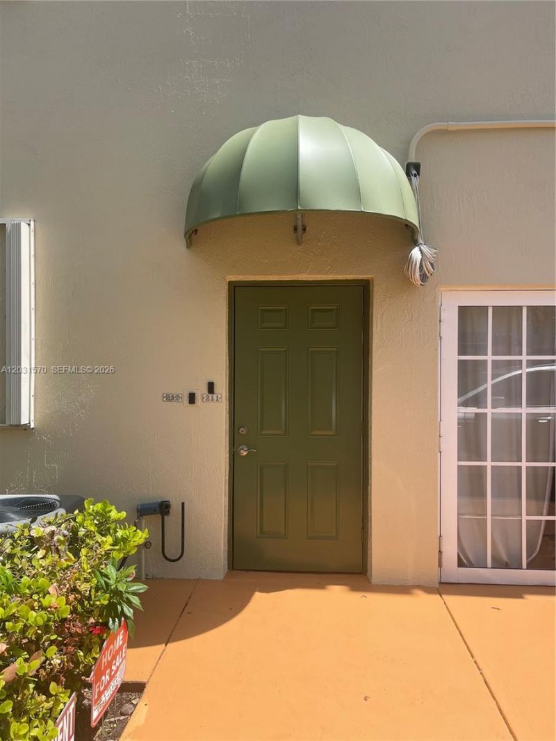 77 E 4th St, Unit A212, Hialeah, FL 33010 Photo