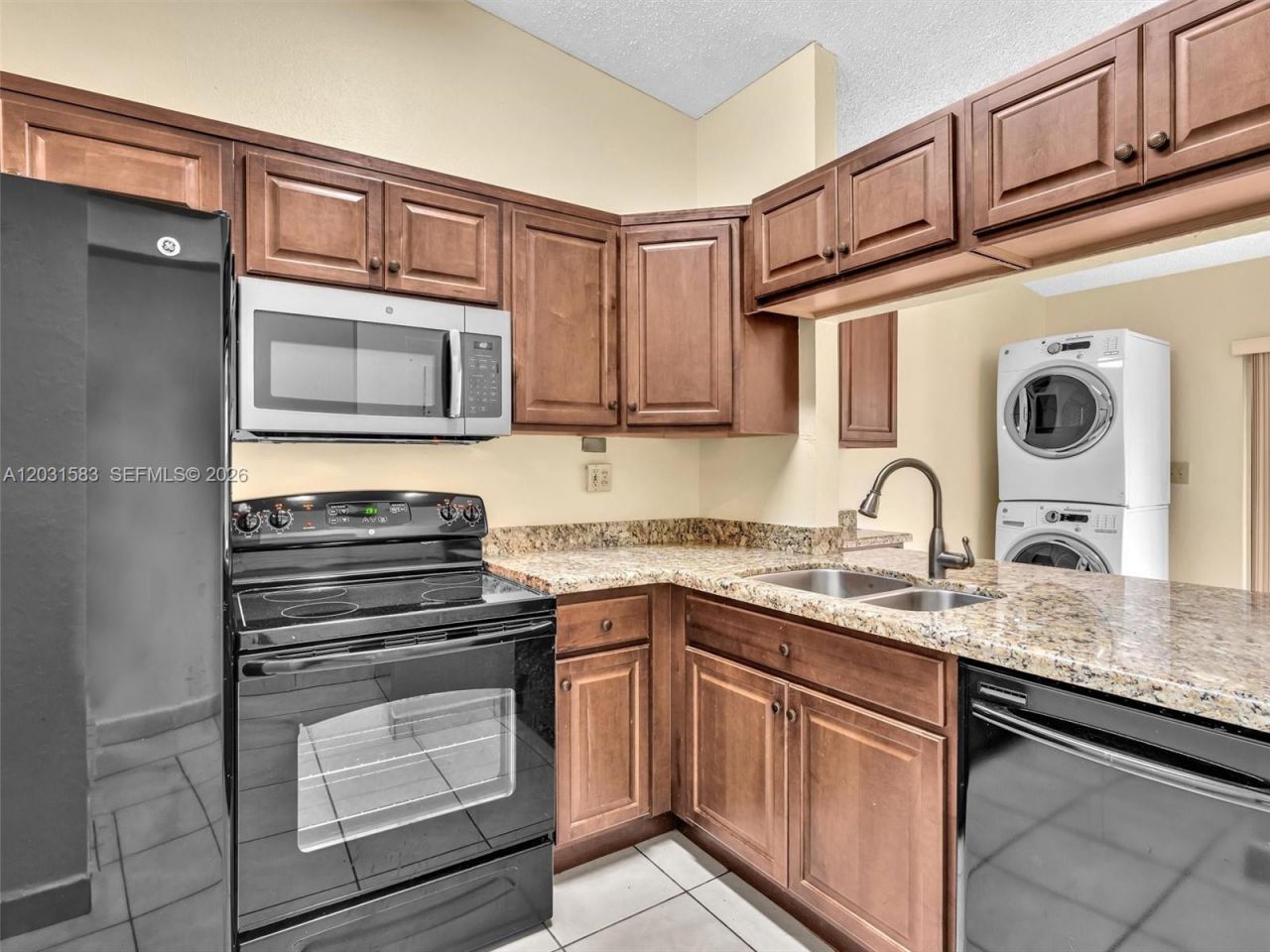 10828 SW 72nd St , Unit 205, Miami, FL 33173 Photo