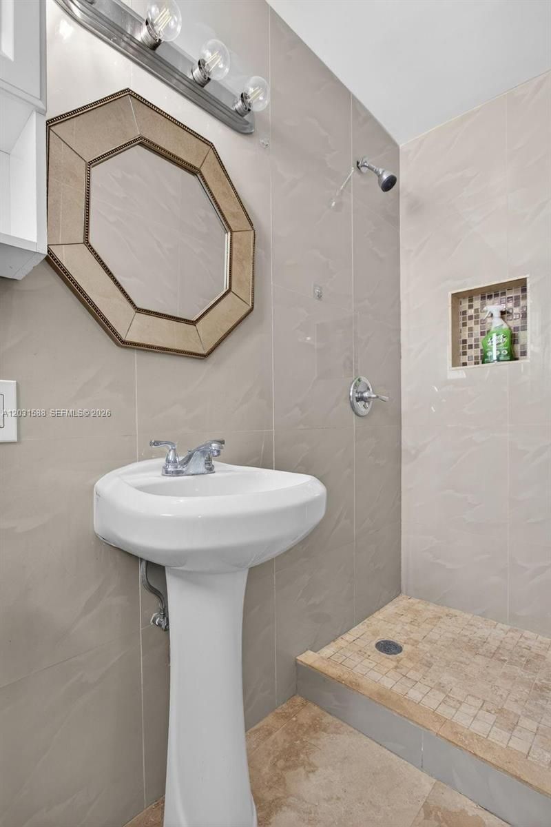 1701 NE 55th St, Unit 1-2, Fort Lauderdale, FL 33334 Photo