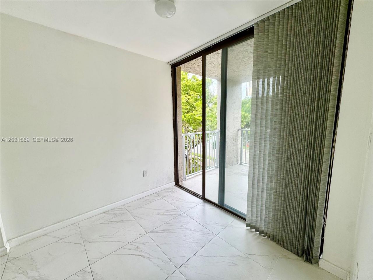 17600 N Bay Rd, Unit N302, Sunny Isles Beach, FL 33160 Photo