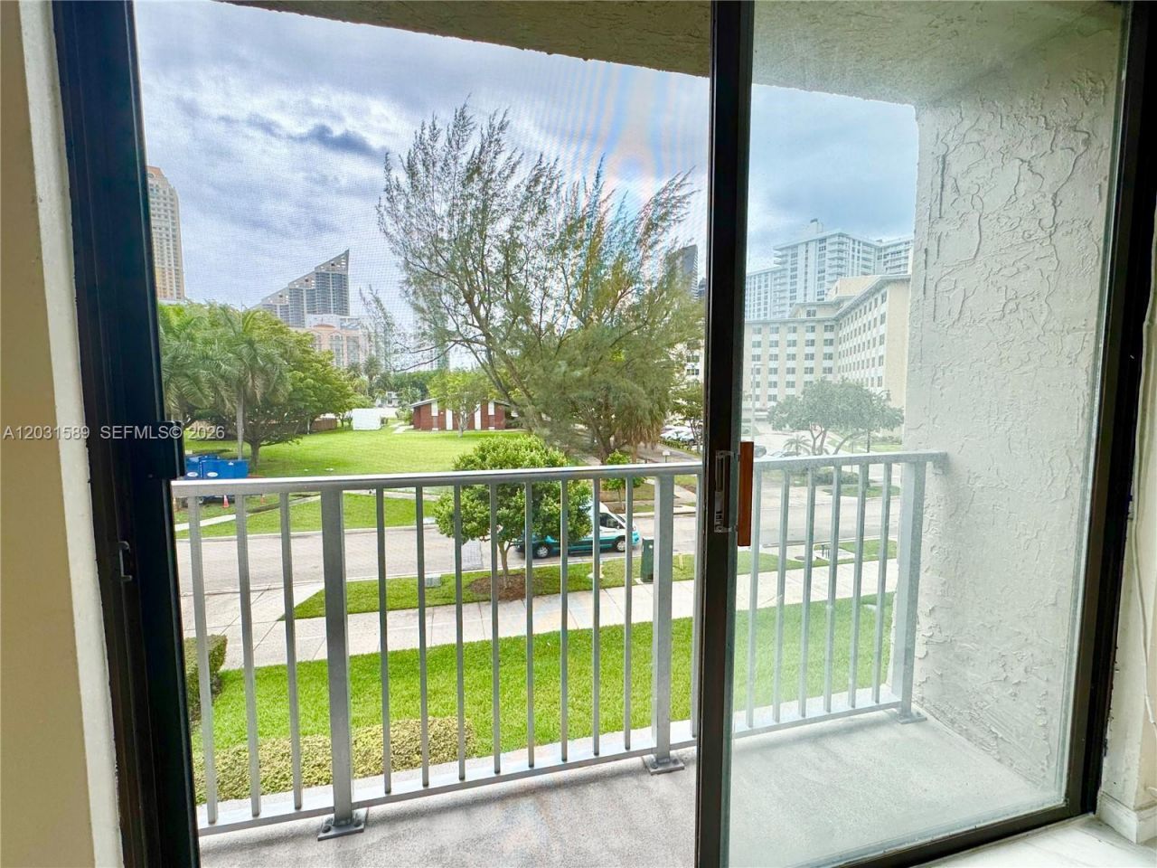 17600 N Bay Rd, Unit N302, Sunny Isles Beach, FL 33160 Photo