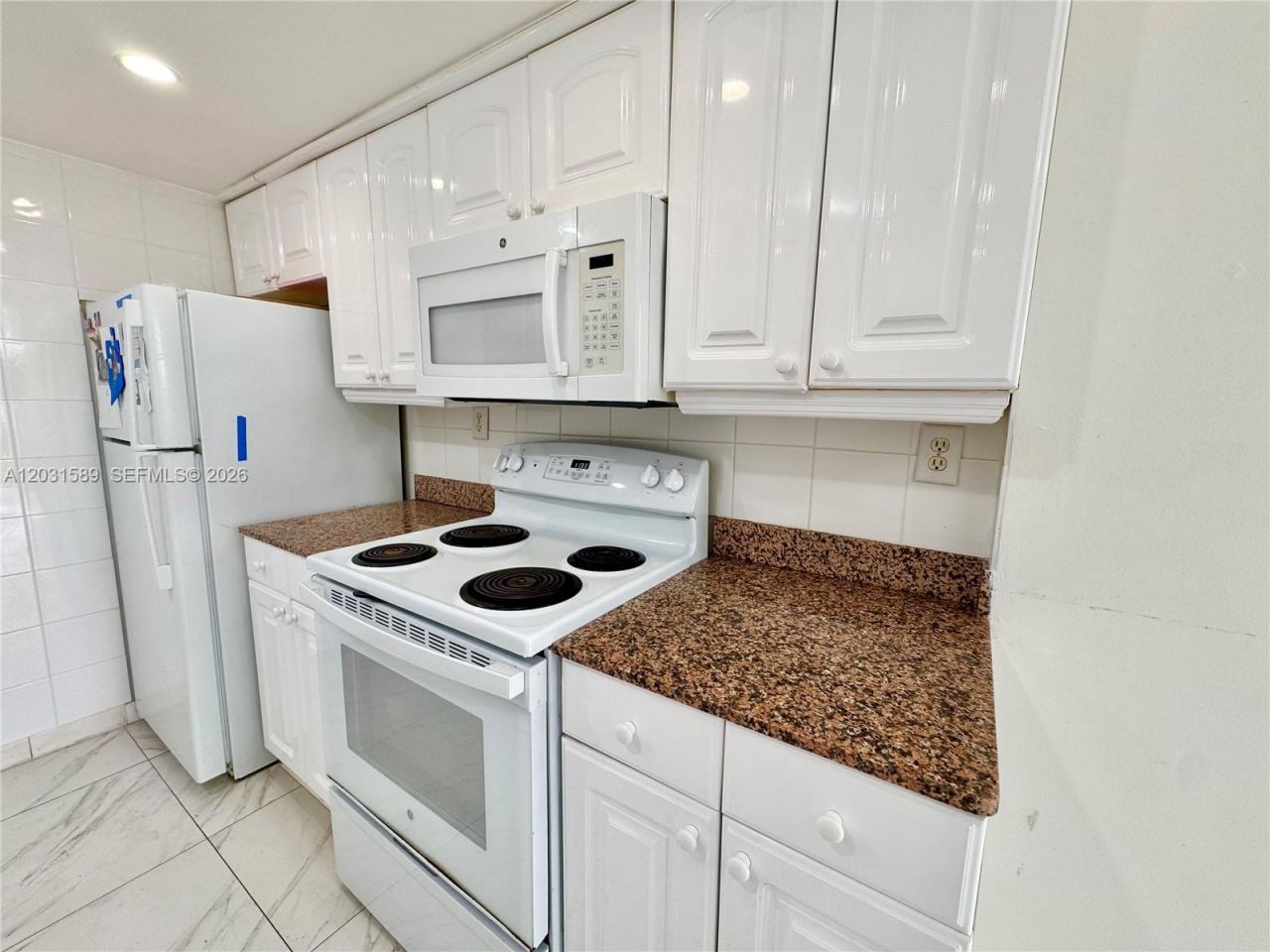 17600 N Bay Rd, Unit N302, Sunny Isles Beach, FL 33160 Photo