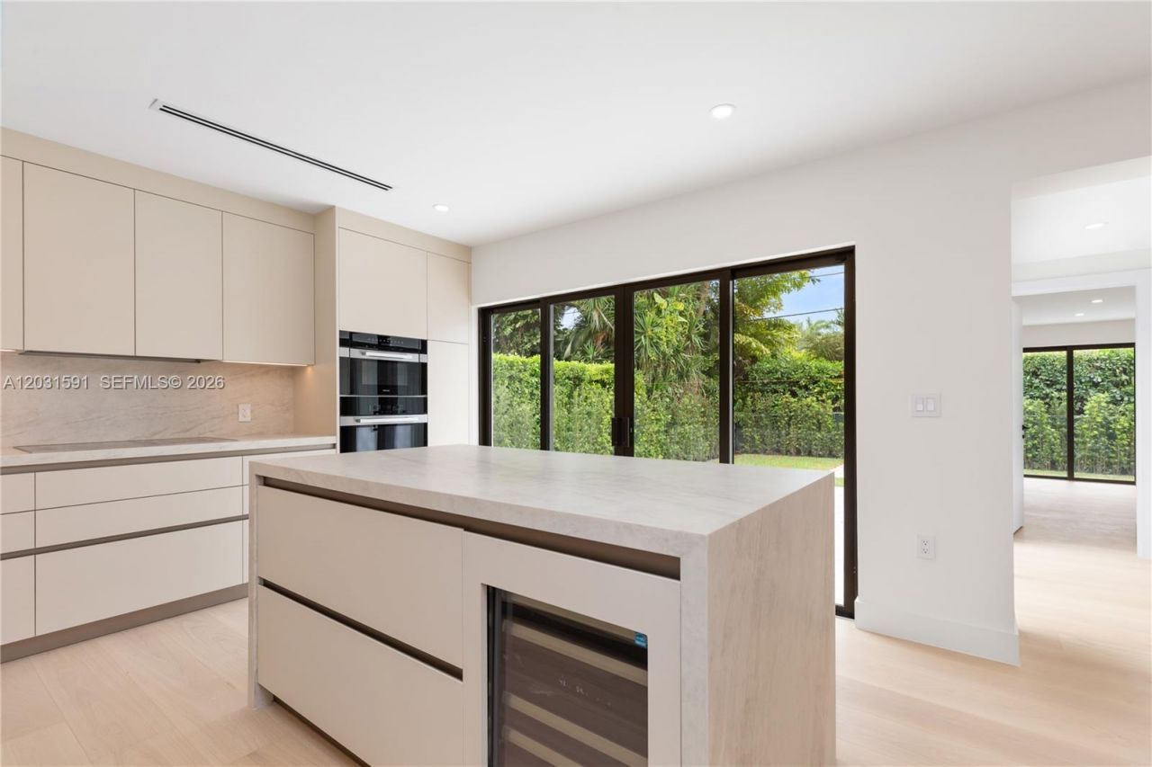 118 Sarto Ave , Coral Gables, FL 33134 Photo