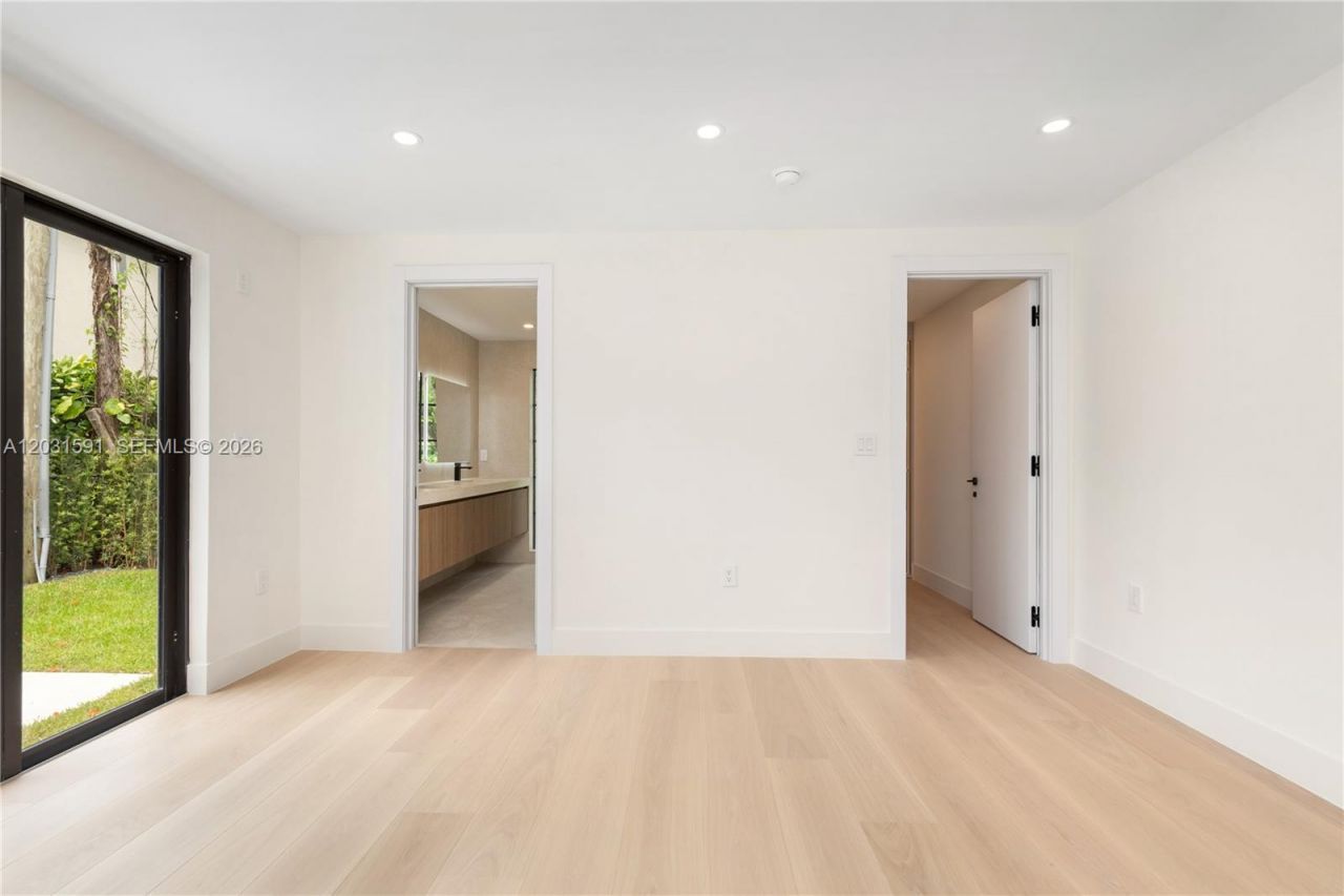 118 Sarto Ave , Coral Gables, FL 33134 Photo