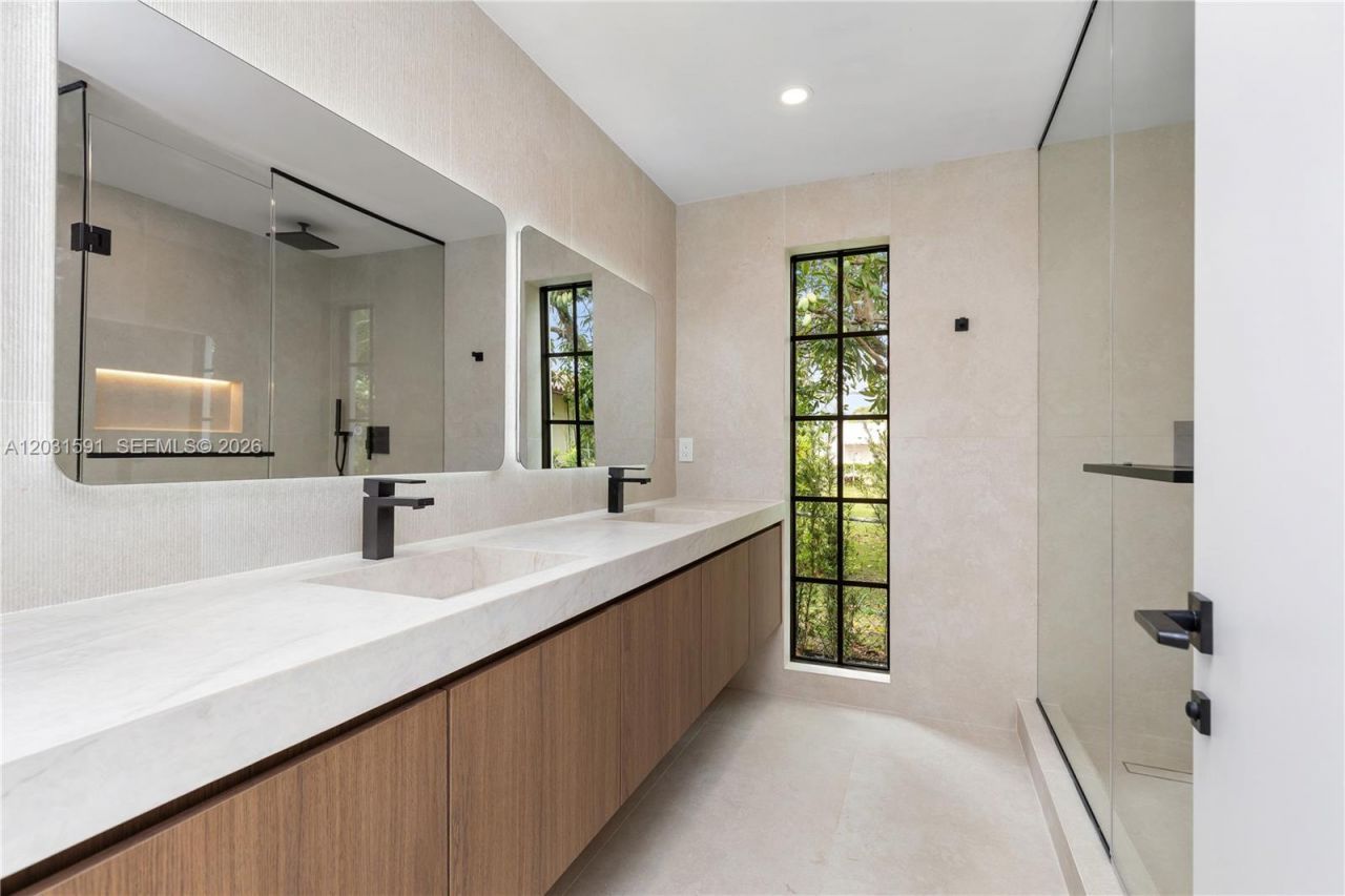 118 Sarto Ave , Coral Gables, FL 33134 Photo