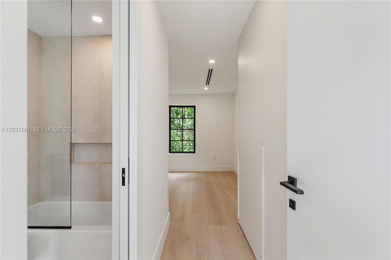 118 Sarto Ave , Coral Gables, FL 33134 Photo