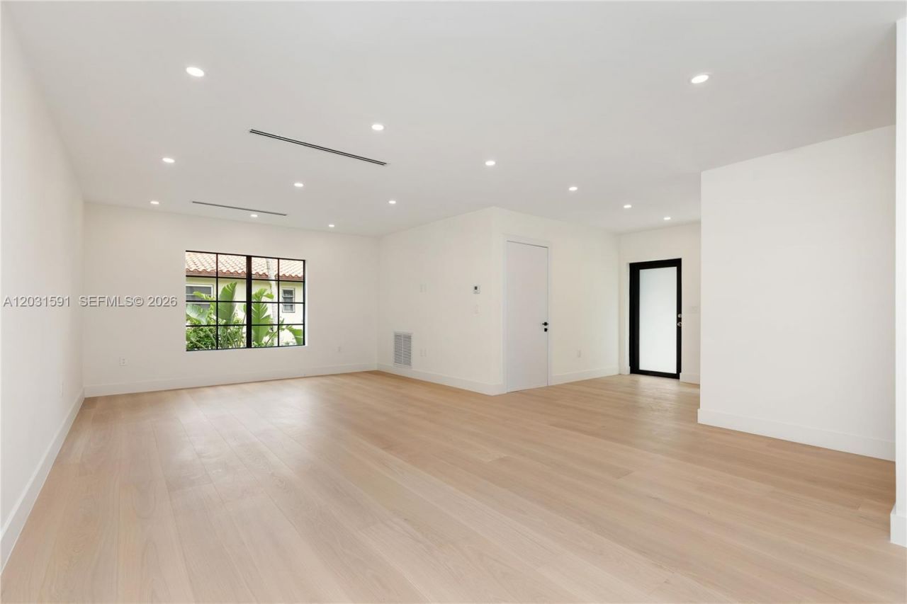 118 Sarto Ave , Coral Gables, FL 33134 Photo