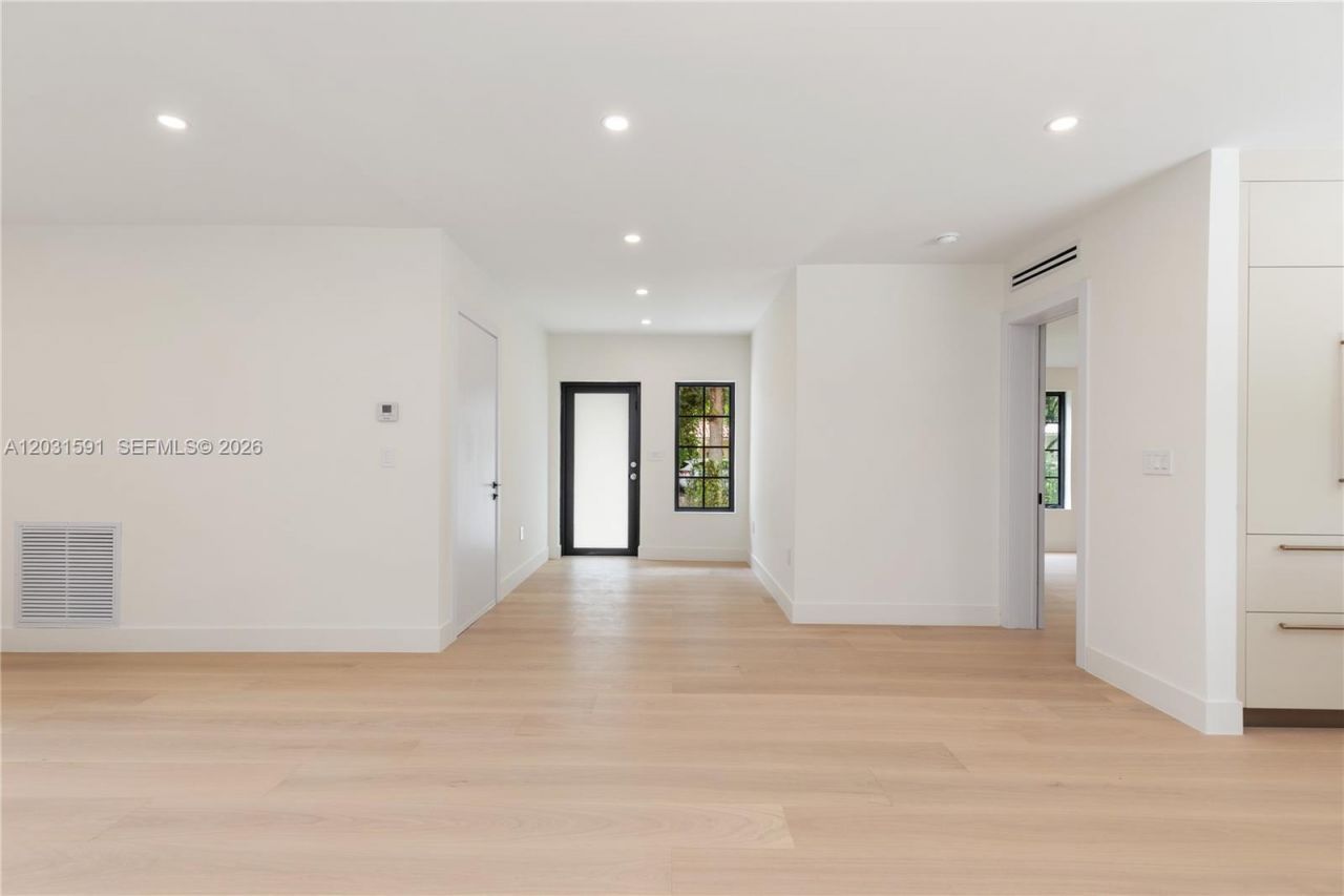 118 Sarto Ave , Coral Gables, FL 33134 Photo