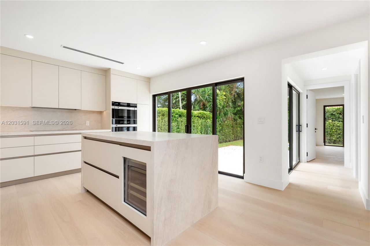 118 Sarto Ave , Coral Gables, FL 33134 Photo