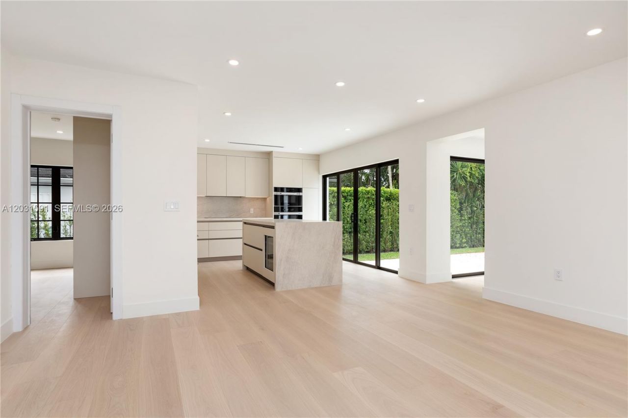 118 Sarto Ave , Coral Gables, FL 33134 Photo