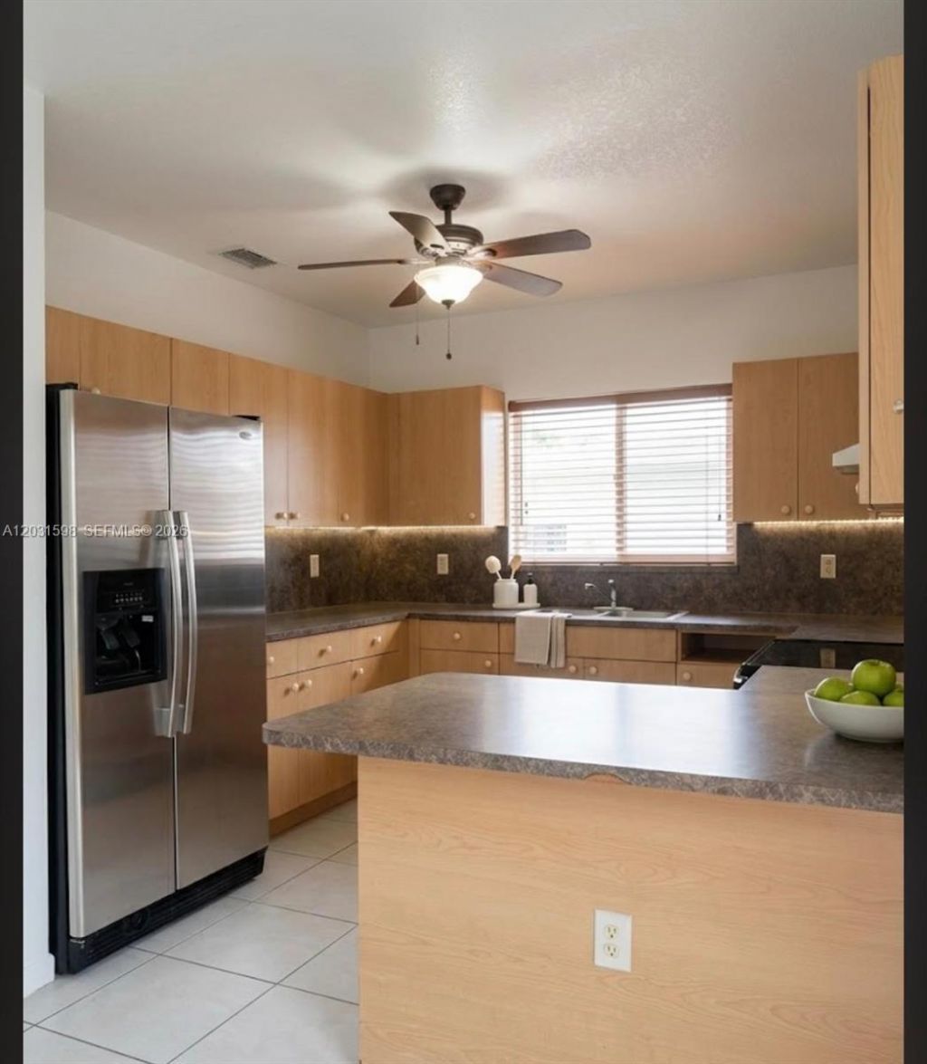 3431 SW 14th St, Unit 3433, Miami, FL 33145 Photo