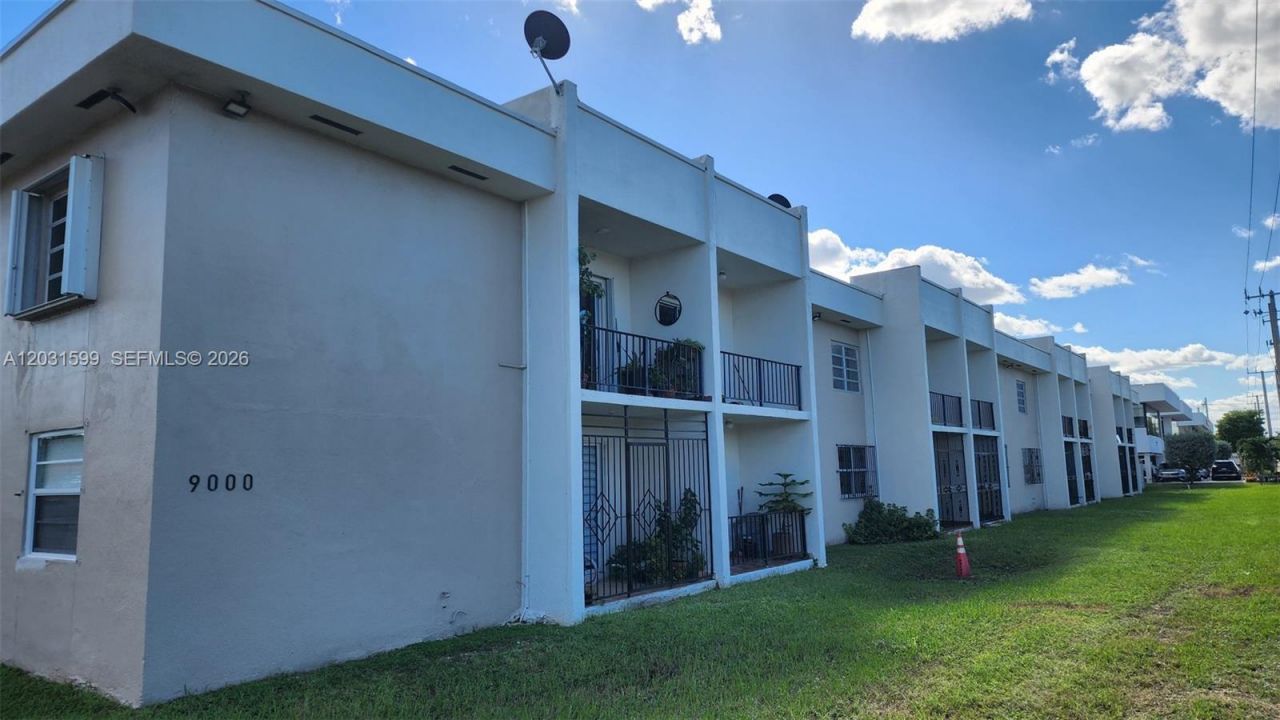 9000 SW 24th St , Unit 217A, Miami, FL 33165 Photo