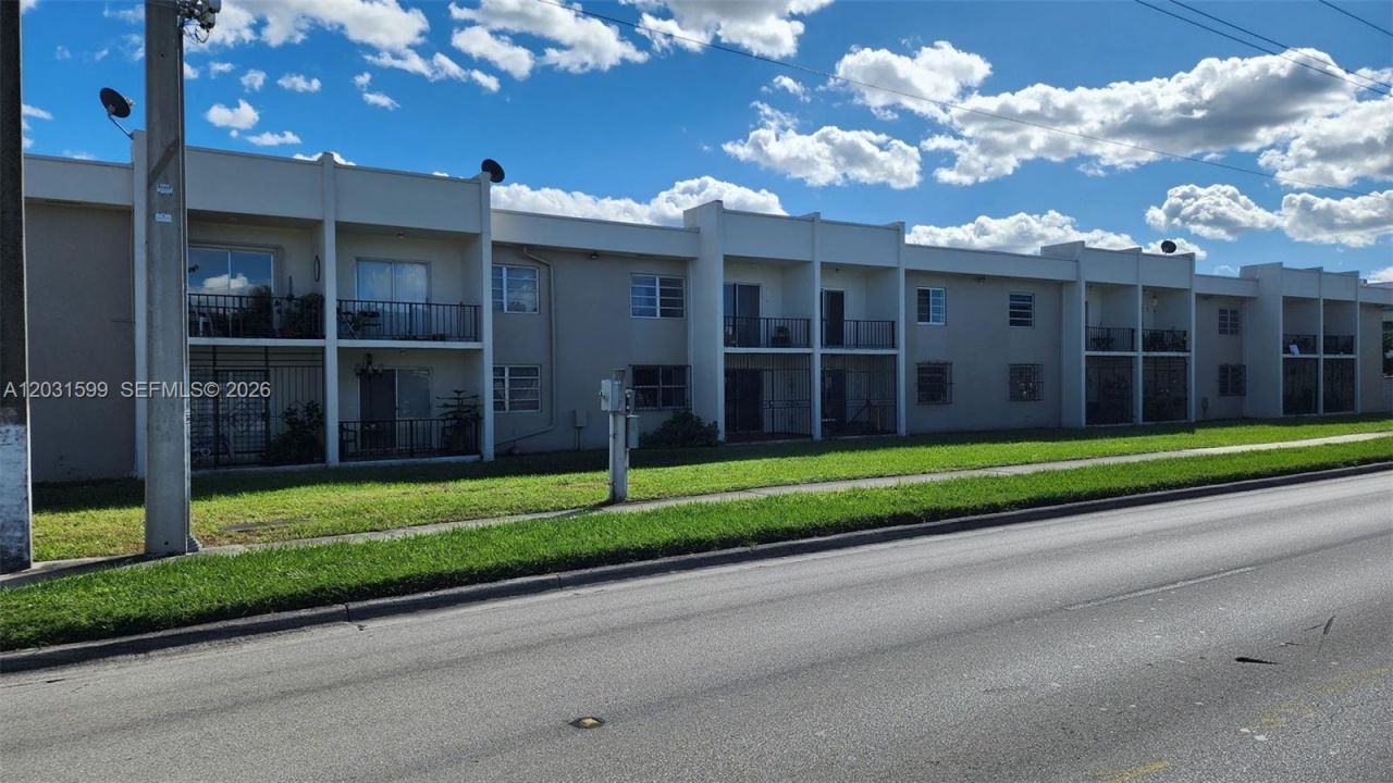 9000 SW 24th St , Unit 217A, Miami, FL 33165 Photo