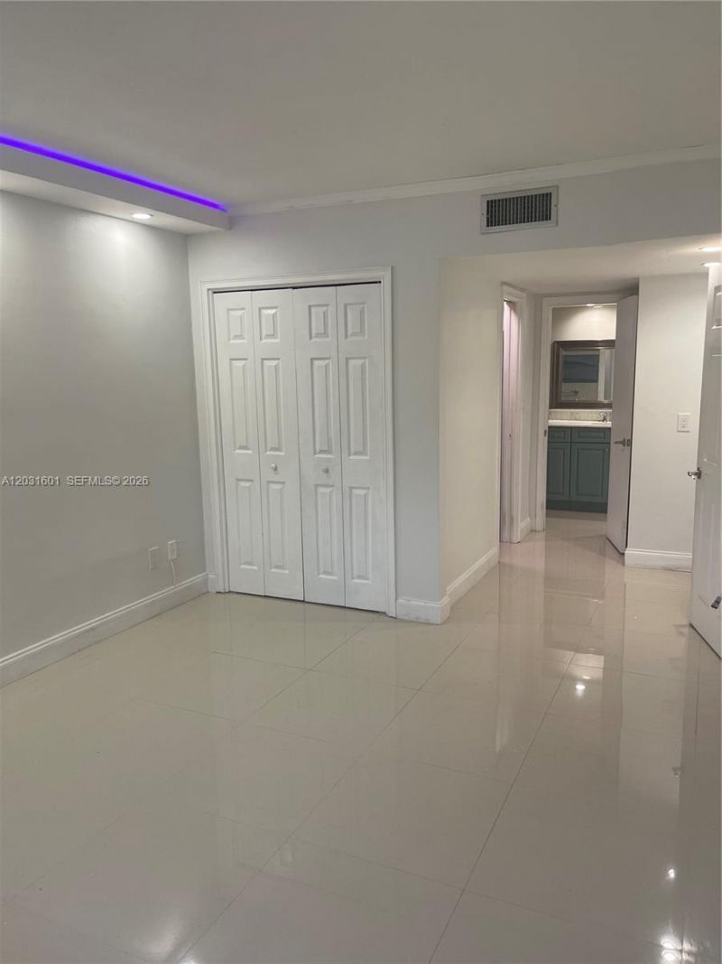 7505 SW 82nd St , Unit 212, Miami, FL 33143 Photo