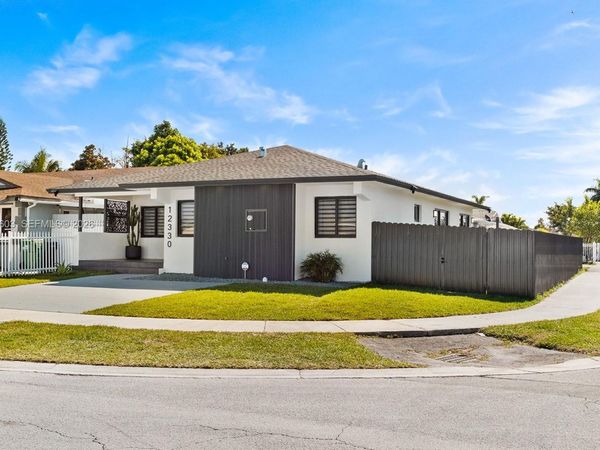 12330 SW 195th Ter , Miami, FL 33177