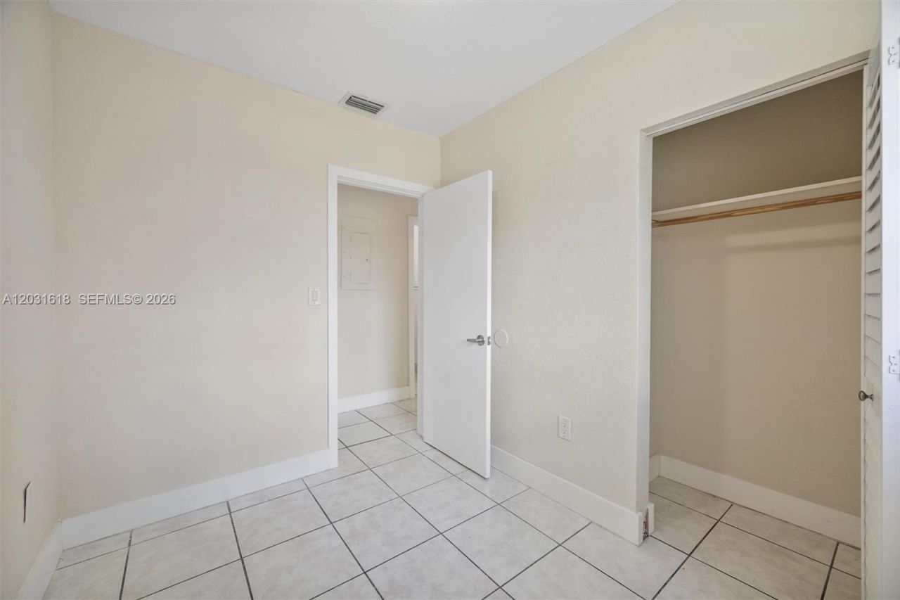 14755 SW 302nd St , Unit n/a, Homestead, FL 33033 Photo
