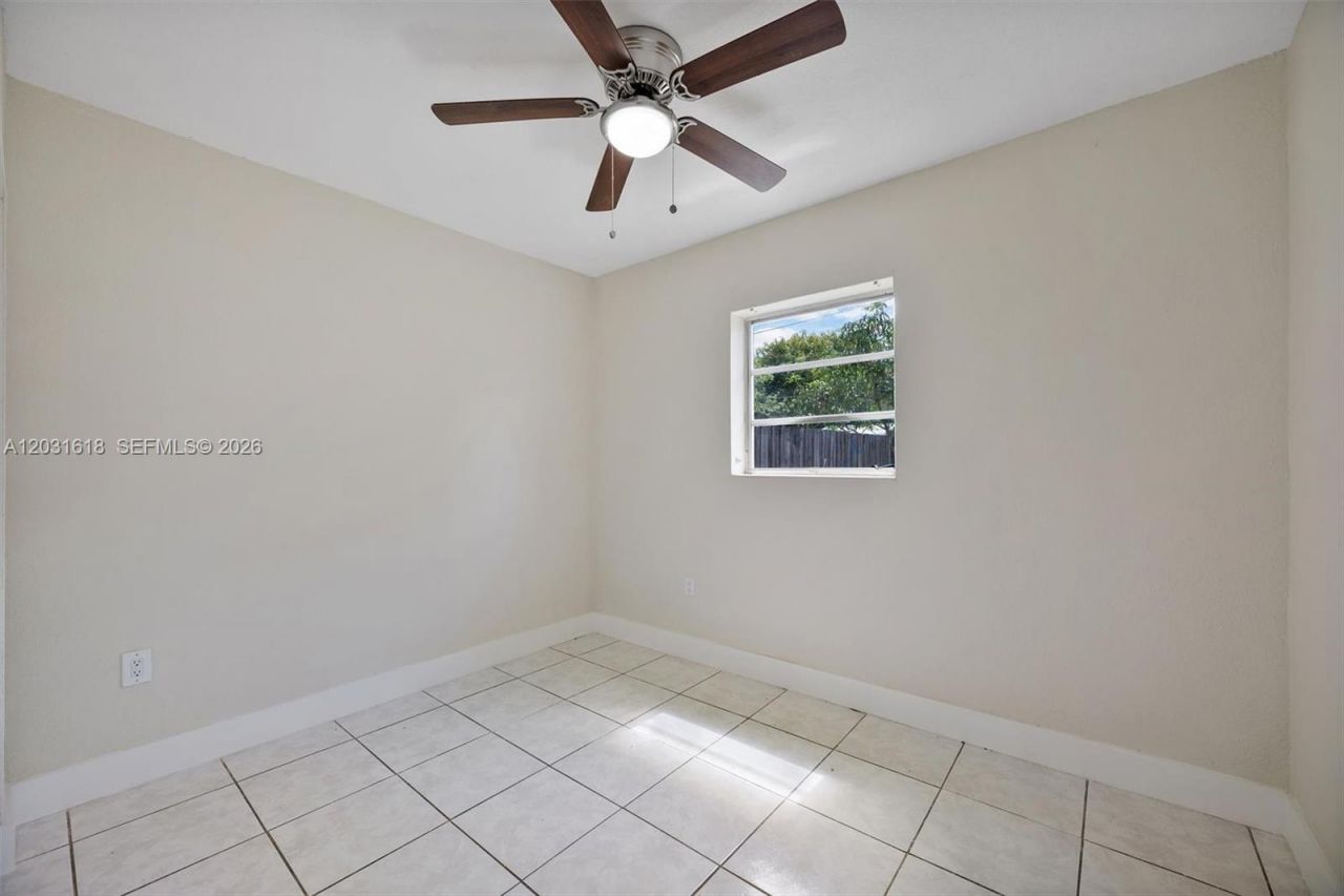 14755 SW 302nd St , Unit n/a, Homestead, FL 33033 Photo