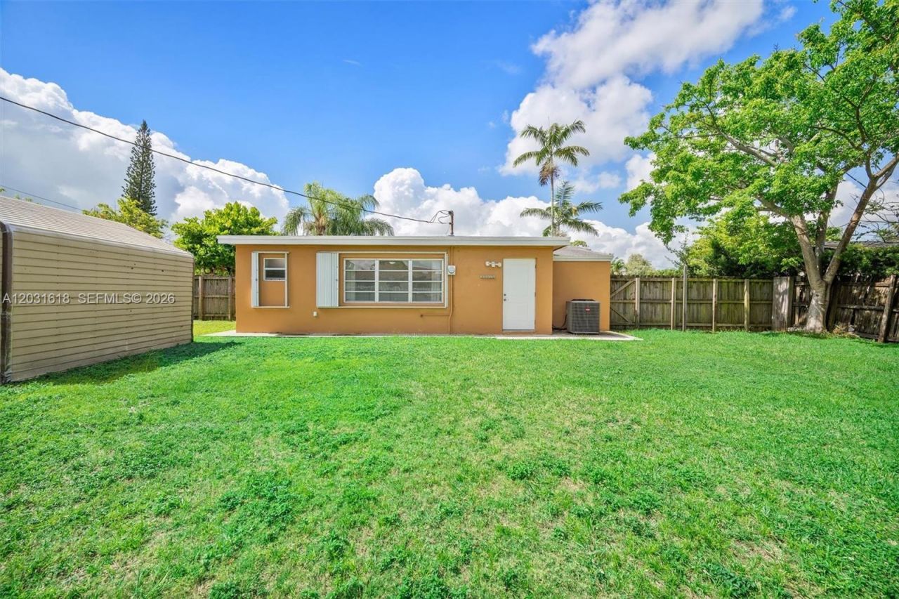 14755 SW 302nd St , Unit n/a, Homestead, FL 33033 Photo
