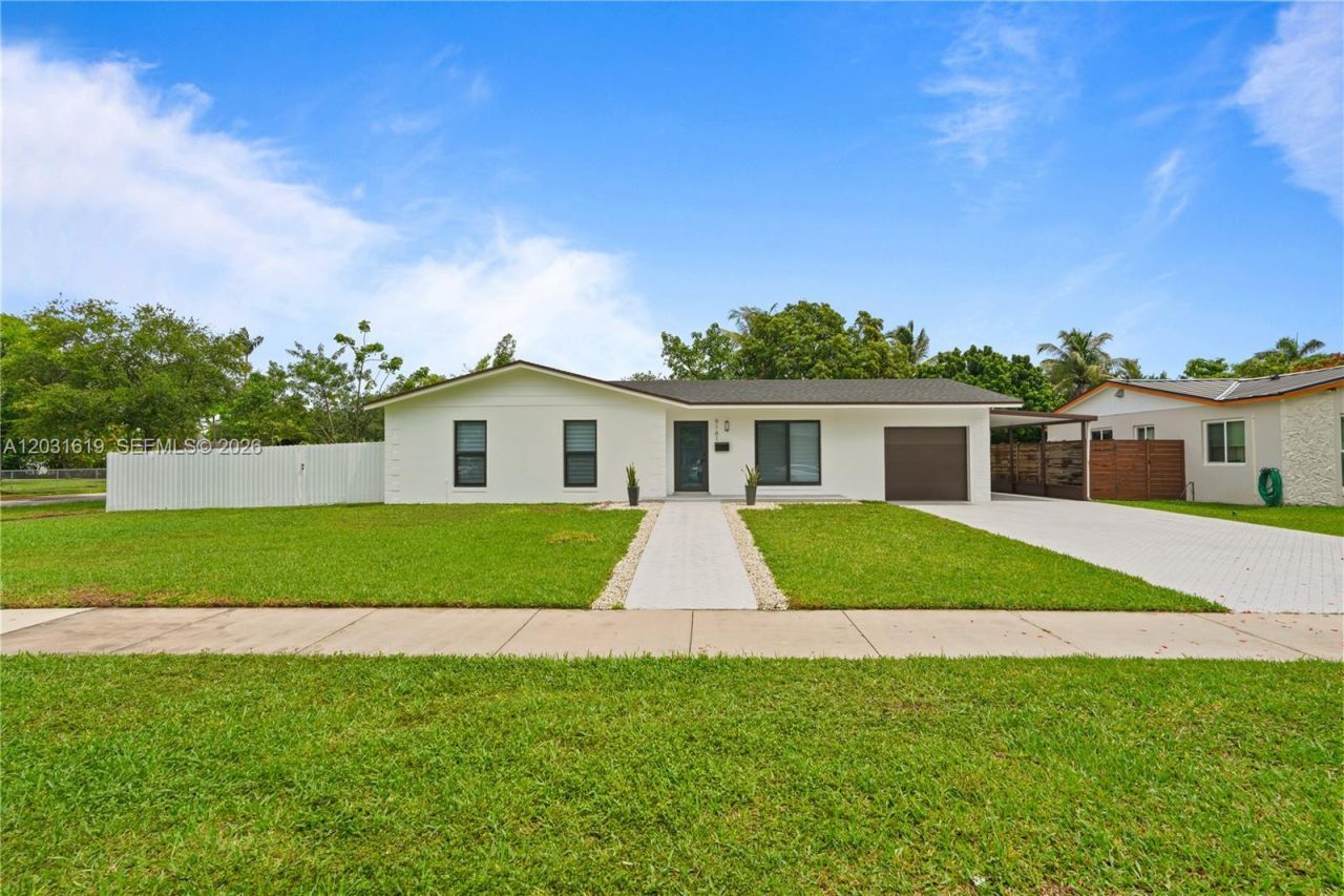 9161 SW 181st Ter, Palmetto Bay, FL 33157 Photo