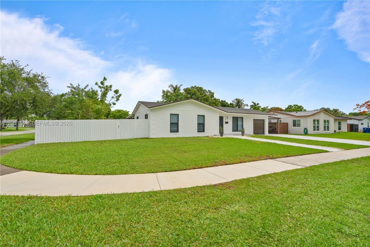 9161 SW 181st Ter, Palmetto Bay, FL 33157 Photo