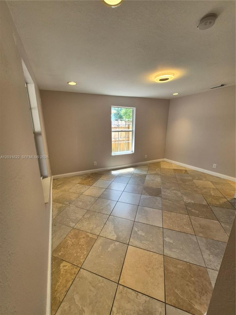 5653 Coconut Rd , Unit 5653, West Palm Beach, FL 33413 Photo