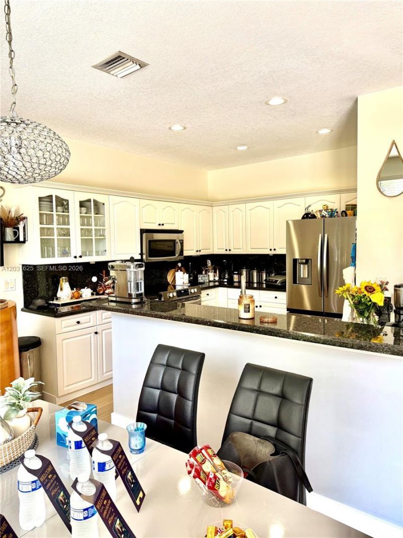 1032 Silktree Ln, Weston, FL 33327 Photo