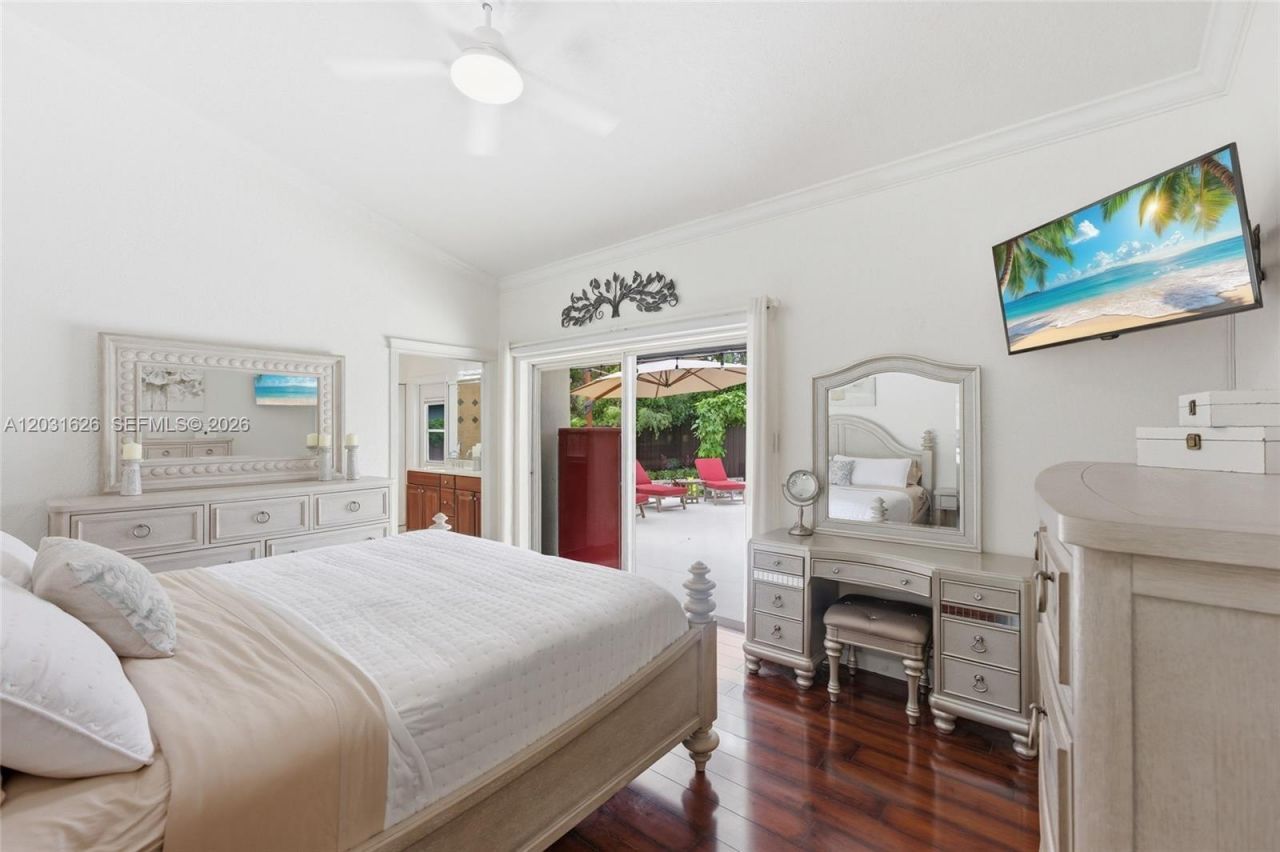 943 SW 149th Way, Sunrise, FL 33326 Photo