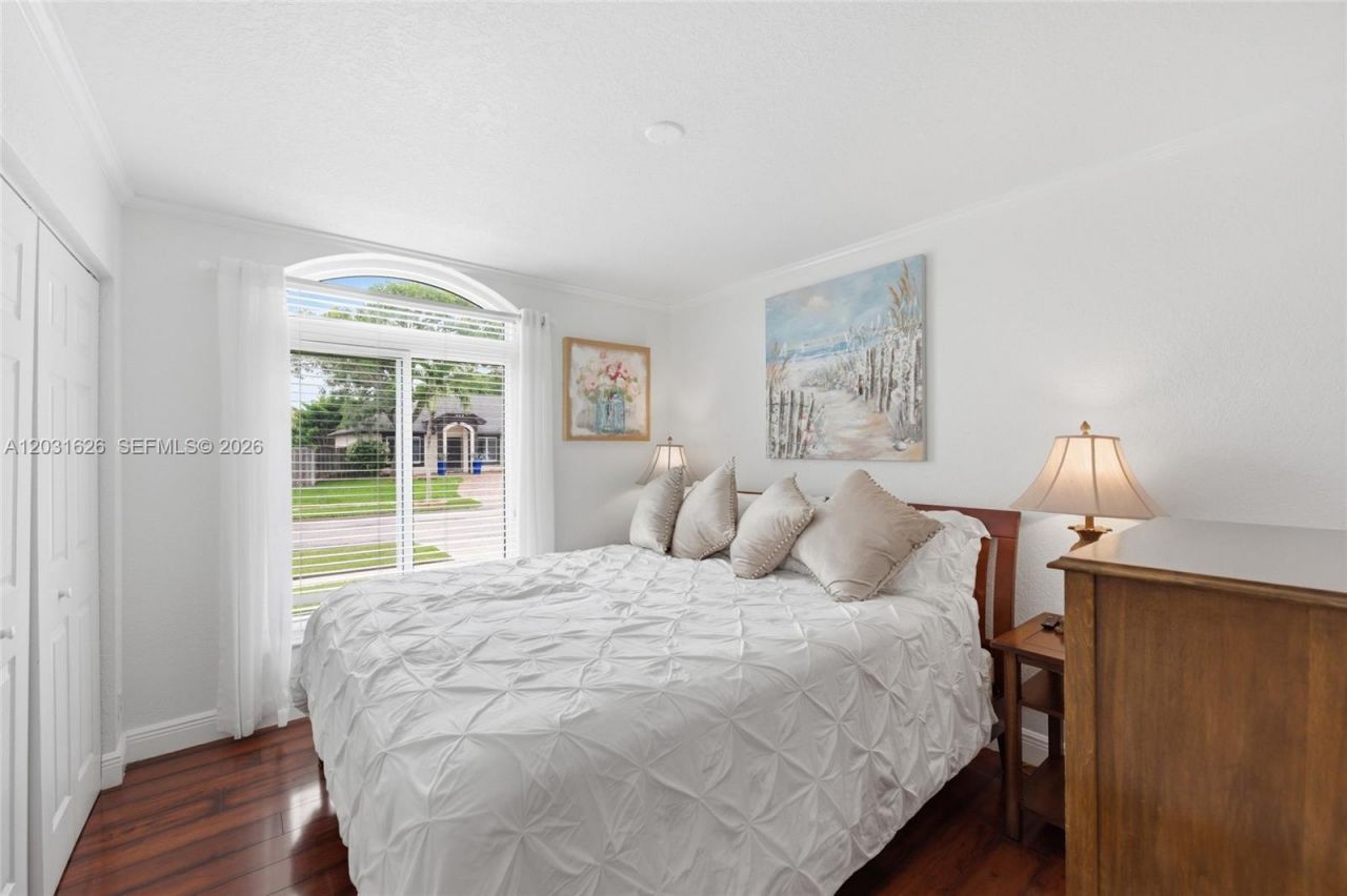 943 SW 149th Way, Sunrise, FL 33326 Photo