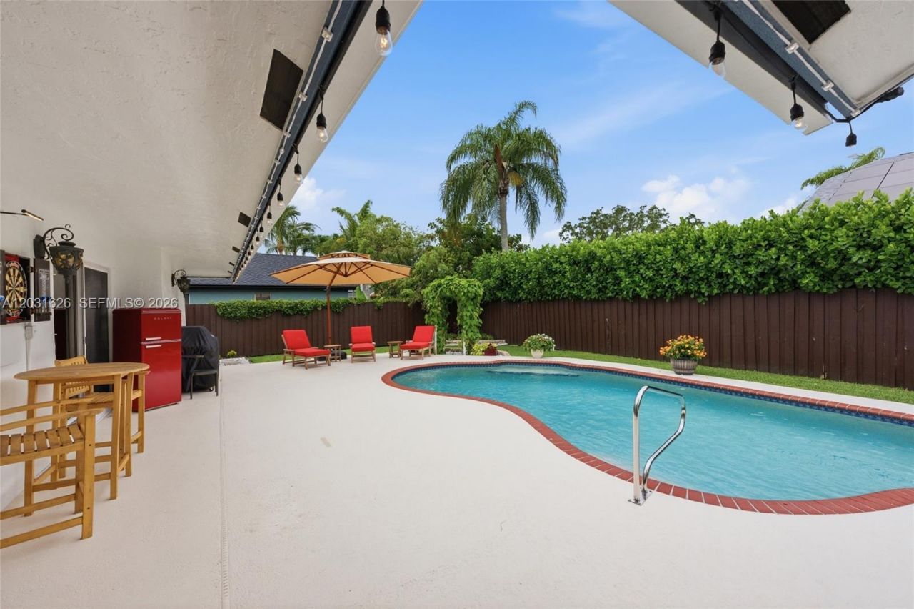 943 SW 149th Way, Sunrise, FL 33326 Photo