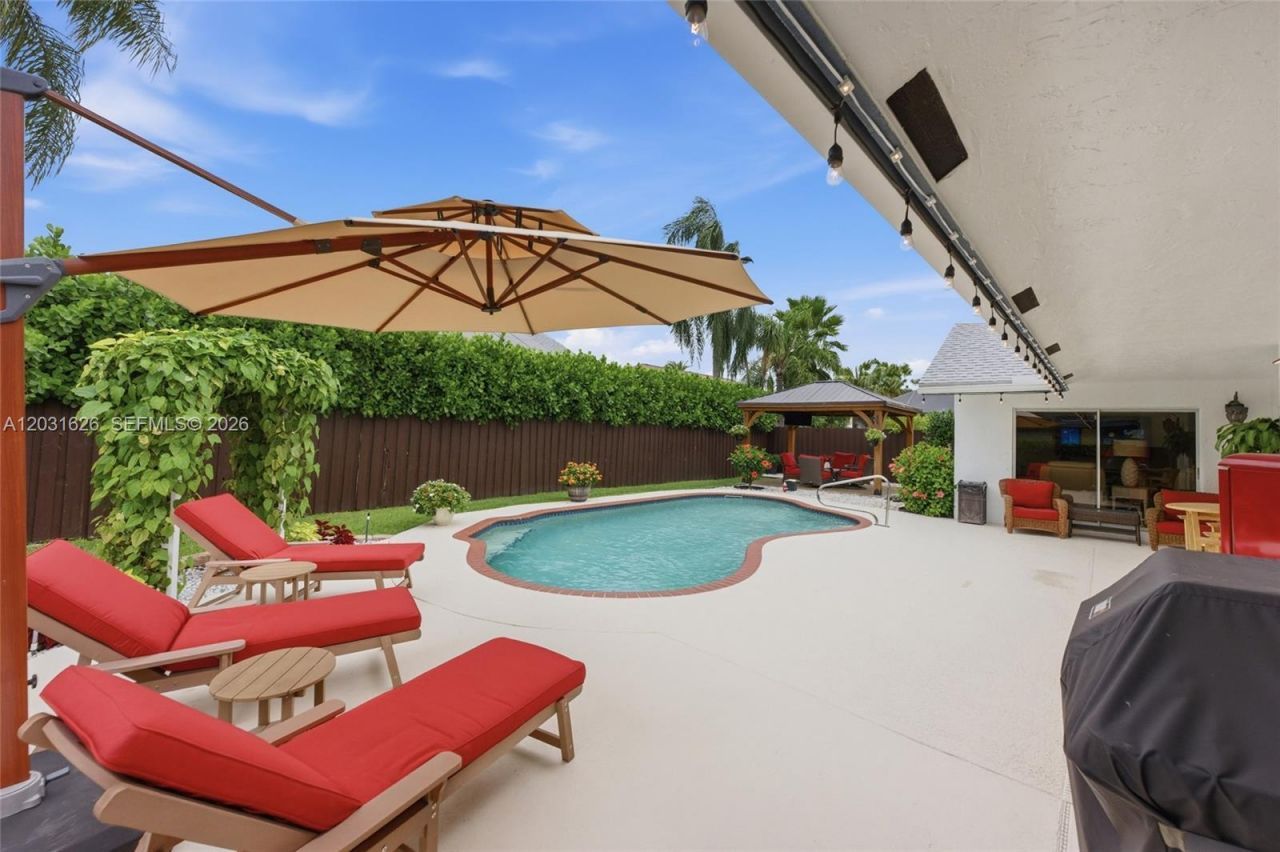 943 SW 149th Way, Sunrise, FL 33326 Photo